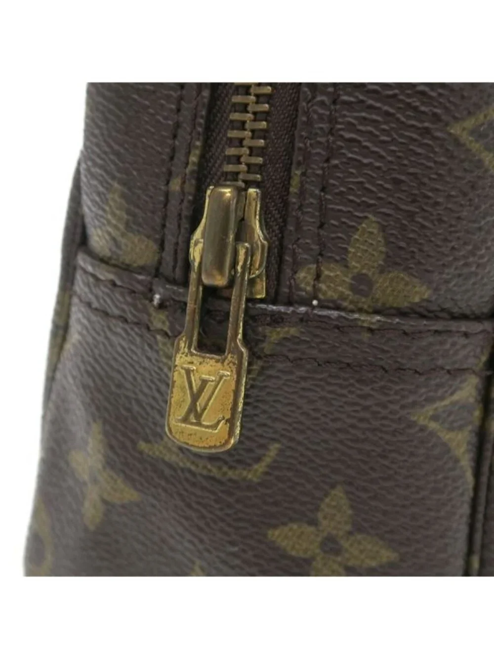 Louis Vuitton Monogram Cosmetic Pouch 28